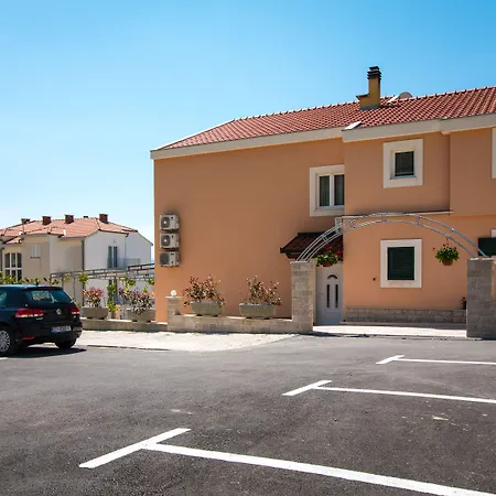 Apartment Rakuljic