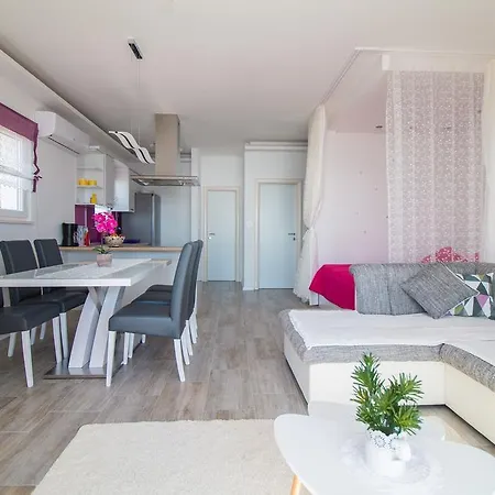 Apartment Rakuljic