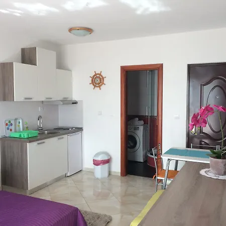 Apartment Rakuljic *
